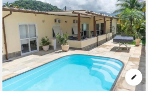 Já fiz o pedido pra eles retirar essa casa